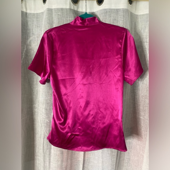 Hot Pink Cowl Neck Batwing Tee NWT Medium Statement - Picture 4 of 7